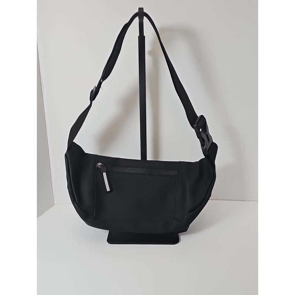 Gaston Luga Splash Hip Pack  Sling  Fanny‎ Pack Color Black